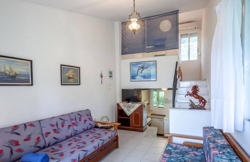 Kassandra House | GREEN EDEN HOLIDAY HOME NEAR THE BEACH