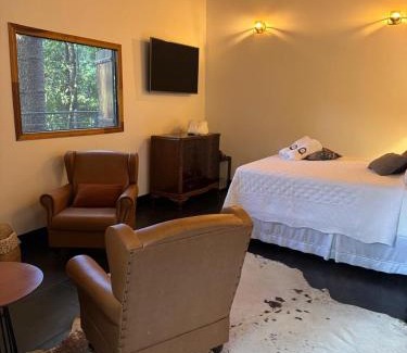 Corrego do Bom Jesus Cabin | Green Flowers Farm