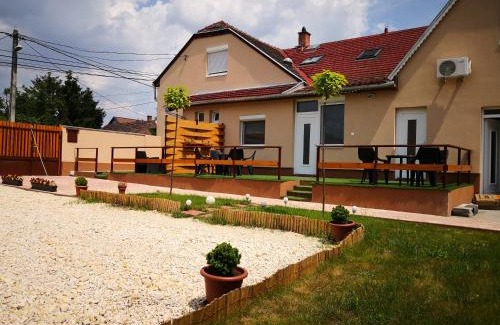 Erzsebetfalva Apartment | Green Garden Plus Apartman