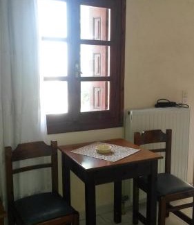 Kokkari Apartment | Green Hill Seaside Studios