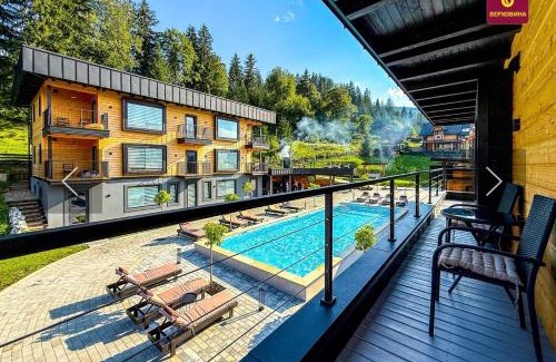 Snidavka Hotel | Green hills
