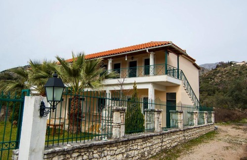 Himare House | Green House