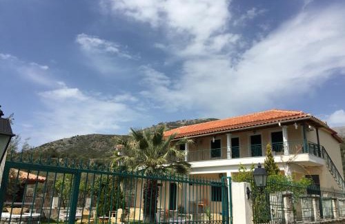 Himare House | Green House