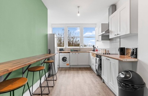 Hove Apartment | Green Luxe Grove | Brighton Central | 3 Beds