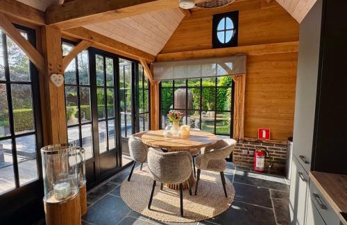 Elen Bed & Breakfast | Green Oak House