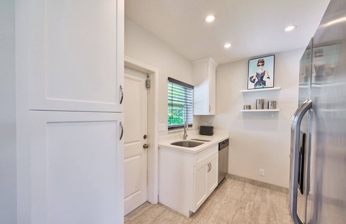 Delray Beach House | Green Palms Getaway w/Pool