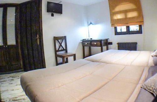 La Zubia Bed & Breakfast | Green Peaks B&B Country House Alojamiento Rural