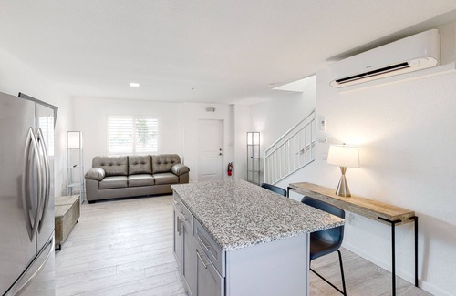 Marathon Condo | Green Pineapple | Condo in Marathon with pool access