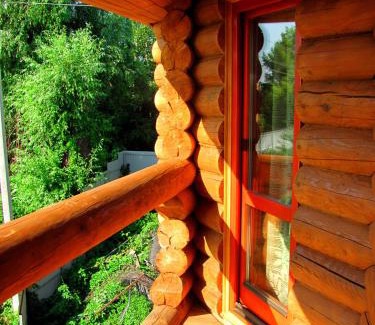 Dniprovs'kyi District Hotel | Green Style