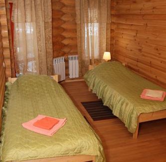 Dniprovs'kyi District Hotel | Green Style