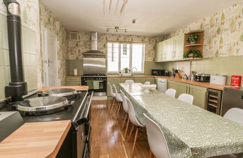 Scarborough House | GREEN TOR, pet friendly, luxury holiday cottage in Scarborough