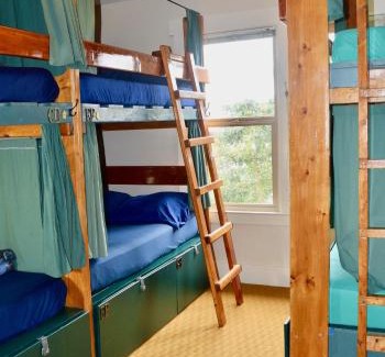Downtown Seattle Hostel | Green Tortoise Hostel Seattle