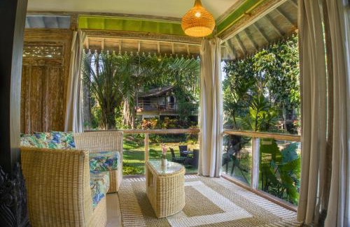 Pengosekan Resort | Green Tree House Villa Ubud