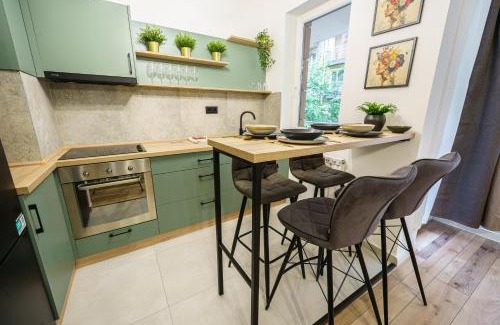 Corvin negyed Apartment | Greenland Family Premium Central Apartment