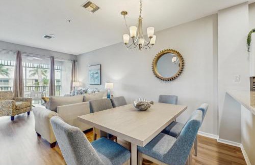 Naples Apartment | Greenlinks 1621