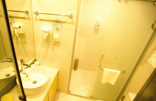 Chuzhou Hotel | GreenTree Alliance Chuzhou Laian County Development District Jingyi Road Hotel.