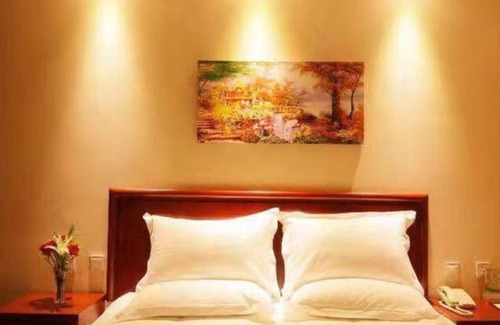 Linxi County Hotel | GreenTree Inn Inner Mongolia Chifeng Linxi Ronglin Homeland Express Hotel