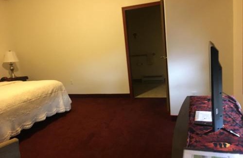 Kalispell Hotel | Greenwood Village Inn & Suites