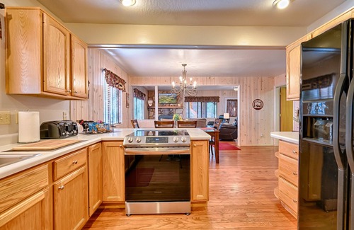 Greer Cabin | Greer Cabin And Guest Cottage-Full Property- Sleeps 12!