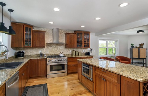 Black Mountain House | Grey Eagle Lodge | Pet Friendly, Deck & Game Room 10 Min. from Black Mtn