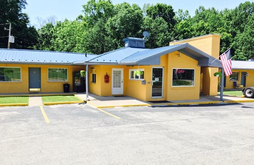 Hillsboro Hotel | Greystone Motel