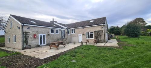 Hurdlow Apartment | Greystones nawab A B C units sleeps upto 14 ,15 buxton in peak park