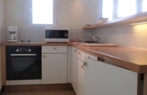 Grimaud Apartment | GRIMAUD: 1-BEDROOM APARTEMENT IN THE HEART OF THE PROVENCAL VILLAGE