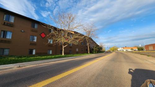 Great Falls Hotel | Grizzly Inn