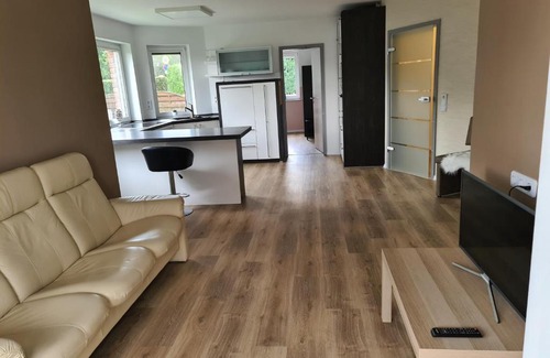 Altenrath Apartment | Große Ferienwohnung Nähe Flughafen Köln Bonn