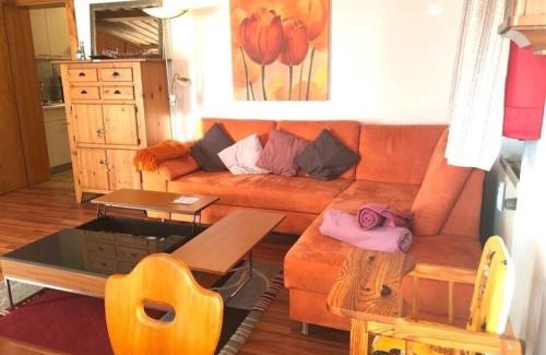 Hauzenberg Apartment | Große FeWo mit Pool Sauna & Hallenbad in Ferienanlage Bayerischer Wald