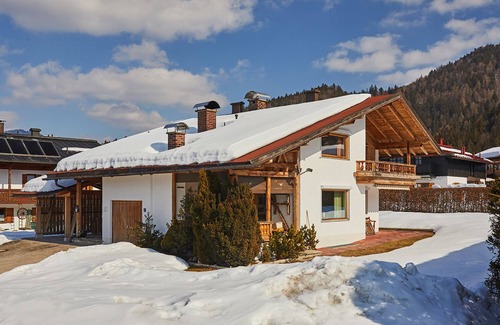 Blindau House | Großes Ferienhaus für bis zu 8 Personen 200qm
