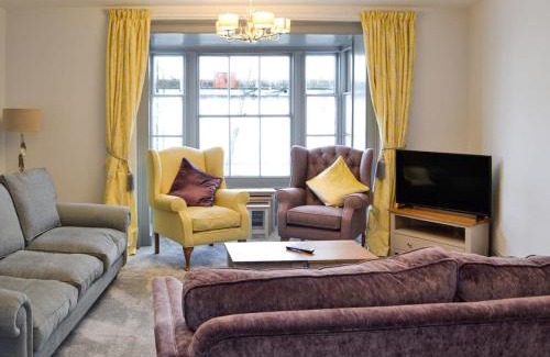 Aberystwyth Apartment | Grosvenor House APT 2