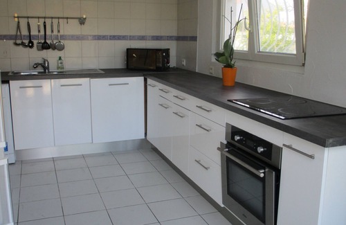 Six-Fours-les-Plages Villa | GROUND FLOOR OF SIX-FOURS VILLA