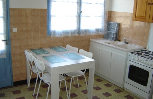 Notre-Dame-de-Monts Apartment | Ground floor apartment 100m from beach, pets allowed, easy parking