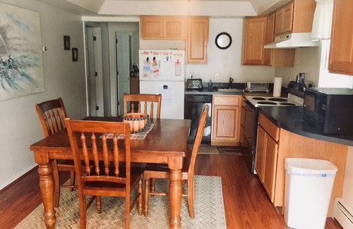 North End Apartment | Ground Floor Apartment 1 Block from Boardwalk & Beach