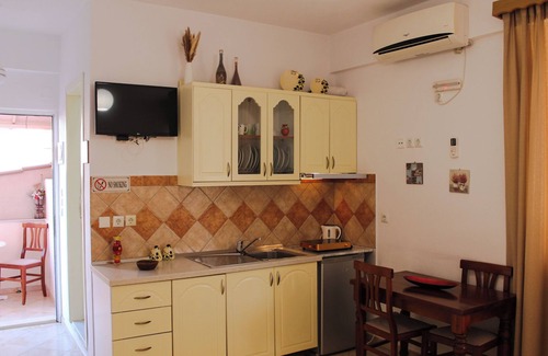 Ksamil Apartment | Ground Floor cozy Studio