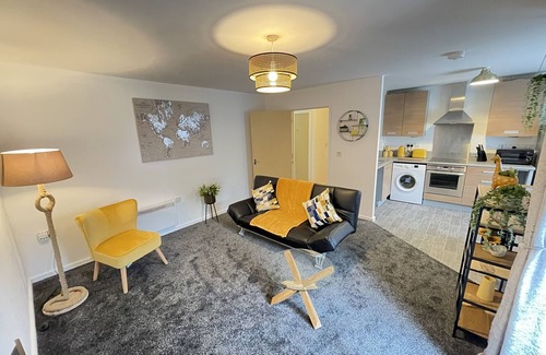 Littleover Apartment | Ground Floor Deluxe - Courtyard View