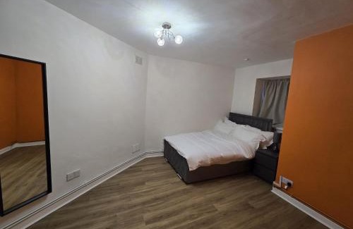 Hanham Apartment | Ground Floor Light-Up Properties