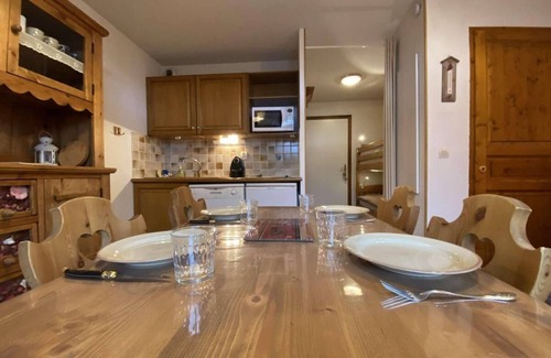 Praz-sur-Arly Apartment | Ground floor, terrace, tv, ski locker, 19m², Praz sur Arly