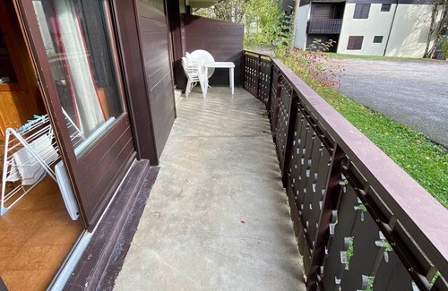 La Chapelle-d'Abondance Apartment | Ground Floor Apartment Near Ski Slopes, Parking, and Balcony