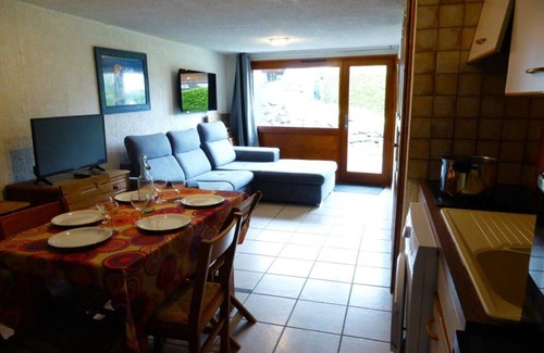 Les Contamines-Montjoie Apartment | Ground floor, terrace, parking, tv, 35m², Les Contamines-Montjoie