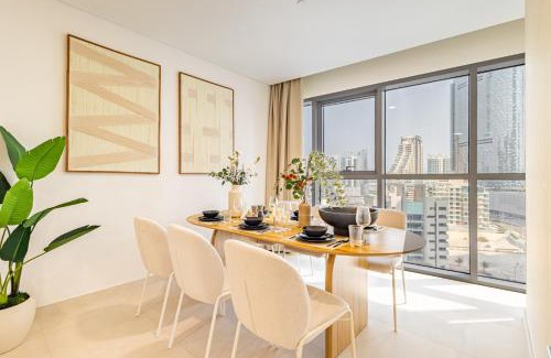 Abu Dhabi Apartment | Groups and Families Paradise - 5 min from ADGM, Galleria, Cleveland, Beach, etc - Designer's Choice - New Building - Heart of Al Reem