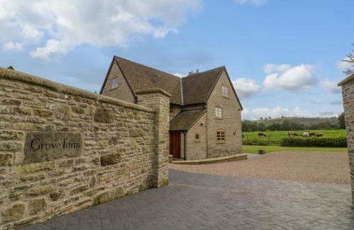 Wall-under-heywood House | Grove Farm