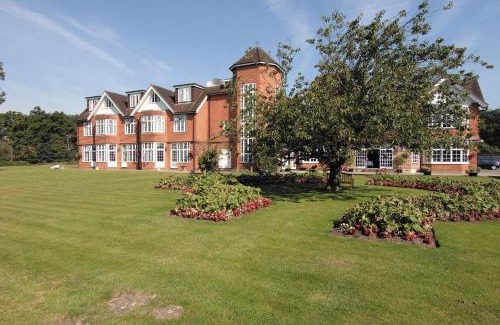 Burnham Hotel | Grovefield House Hotel