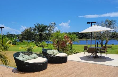 Guarajuba Apartment | Guarajuba feitoparavoce - Lindo flat, conforto e lazer na beira do lago, próximo a praia, na melhor localização de Guarajuba