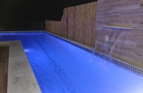 Parafuso House | Guarajuba Home Front Full Sea, Feet in the Sand
