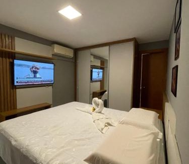 Guarajuba House | GUARAJUBA PARAÍSO DAS ÁGUAS - O ORIGINAL - são 12 APTS com 1, 2, e 3 quartos - PIONEIROS nesta plataforma desde 2016, OFERECEMOS CREDIBILIDADE - SE LIGA, temos o perfil com o maior número de avaliações positivas da região, seu PET é bem-vindo