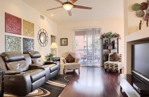 Enterprise Condo | Guard Gated Luxury Condo, 5 miles to the Famous Welcome to LV