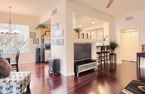 Enterprise Condo | Guard Gated Luxury Condo, 5 miles to the Famous Welcome to LV