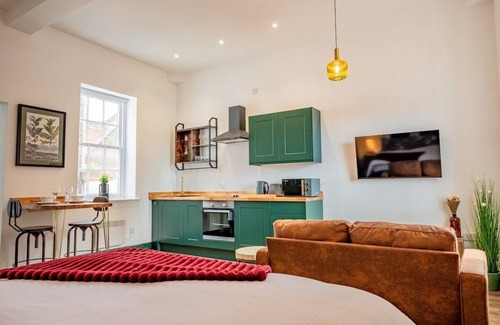 Worcester Apartment | Guest Homes | Foregate Studio Apartment